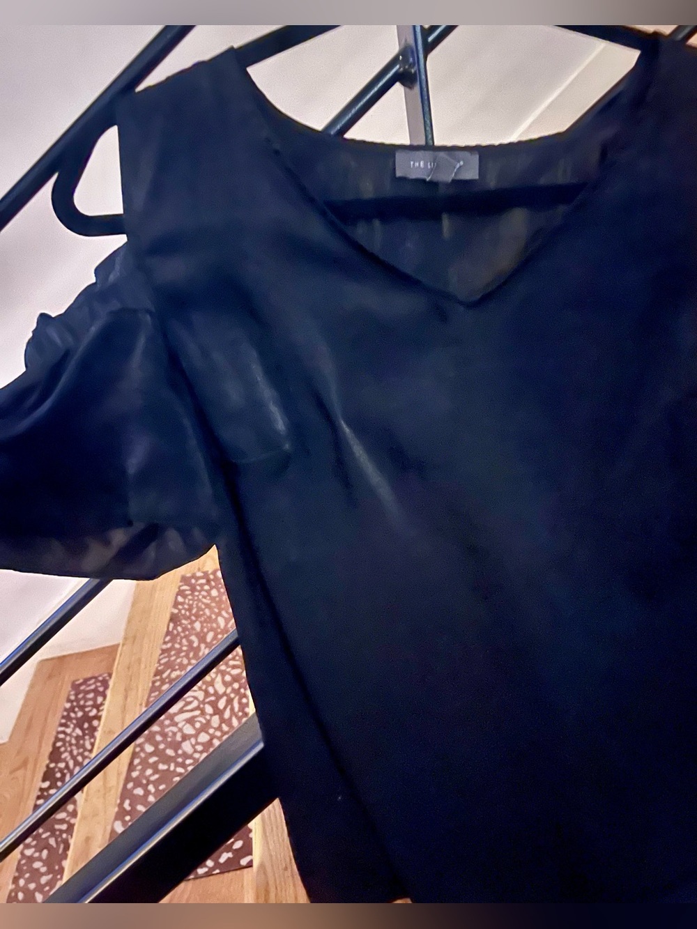 The Loft Cold-Shoulder Short-Sleeve Silky Top Sz XL
